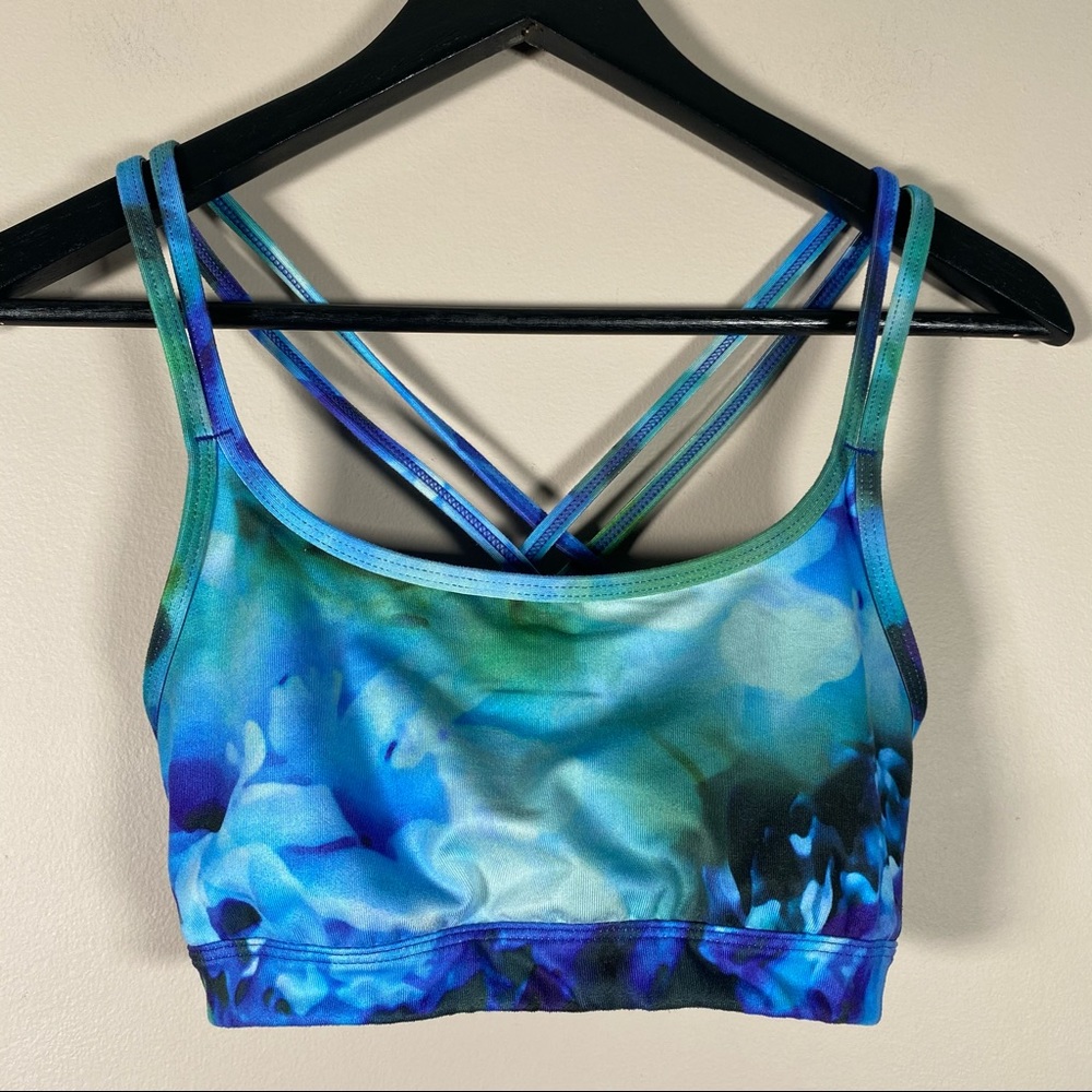 ATHLETA 
Move In It Bra Cloudy Day Print XS